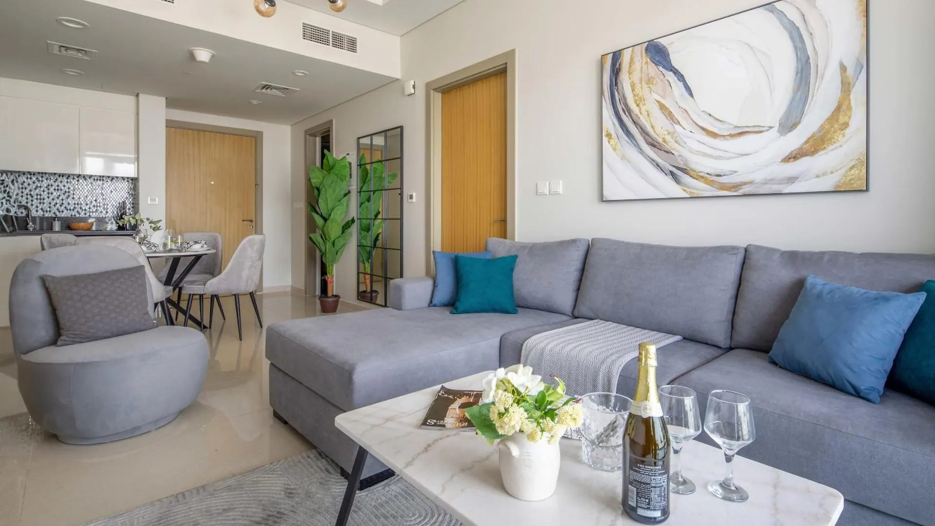 Frank Porter - Aykon City Tower C Dubai Apartment